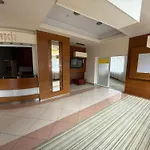 Hotel Przystan - I *