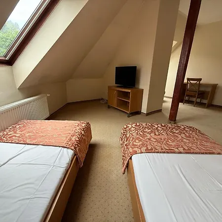 Przystan - I Hotel *