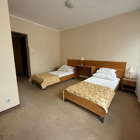 Przystan Otel *