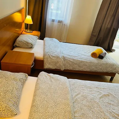 Hotel Przystan - I *
