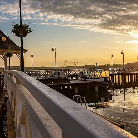 Hotel Przystań - I *