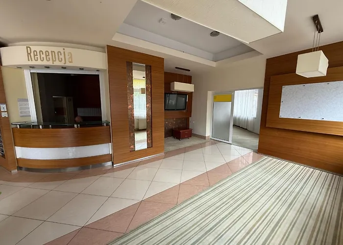 Hotel Przystań - I *