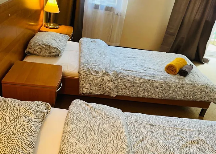 Hotel Przystan - I *